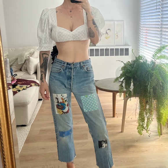 Vintage Levi’s 501 with Disney patches - Picture 2 of 2